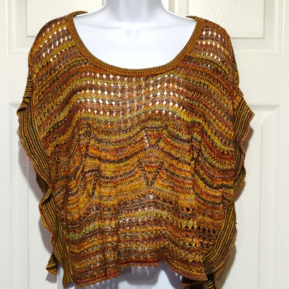 Crotchet colorful cape like top